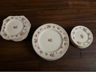 Vintage Johnson Bros. Windsor Ware Floral Dinnerware Set – Made in England