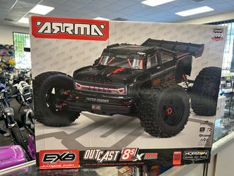 Arrma Outcast 8S 1/5 Stunt Truck