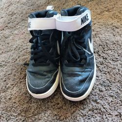 Nike Shoes 4yr