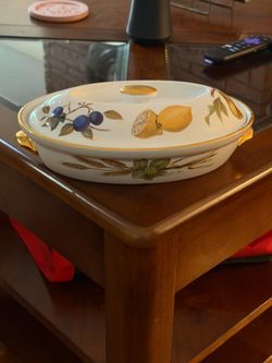 Evesham Gold - by Royal Worcester - 2 pieces