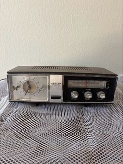 Vintage Lloyds solid state 2 speaker