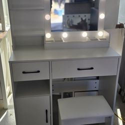 Makeup Vanity Table Set with 3-Color Dimmable Lighted Mirror, Storage Shelves & Drawers, Stool