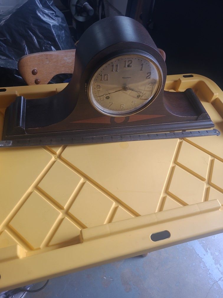 Antique Mantle Clock