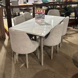 Dining Table Set