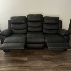 $400 Leather Couch And Loveseat Recliner 