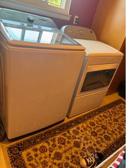 Samsung Top-Load Washer - Excellent Condition