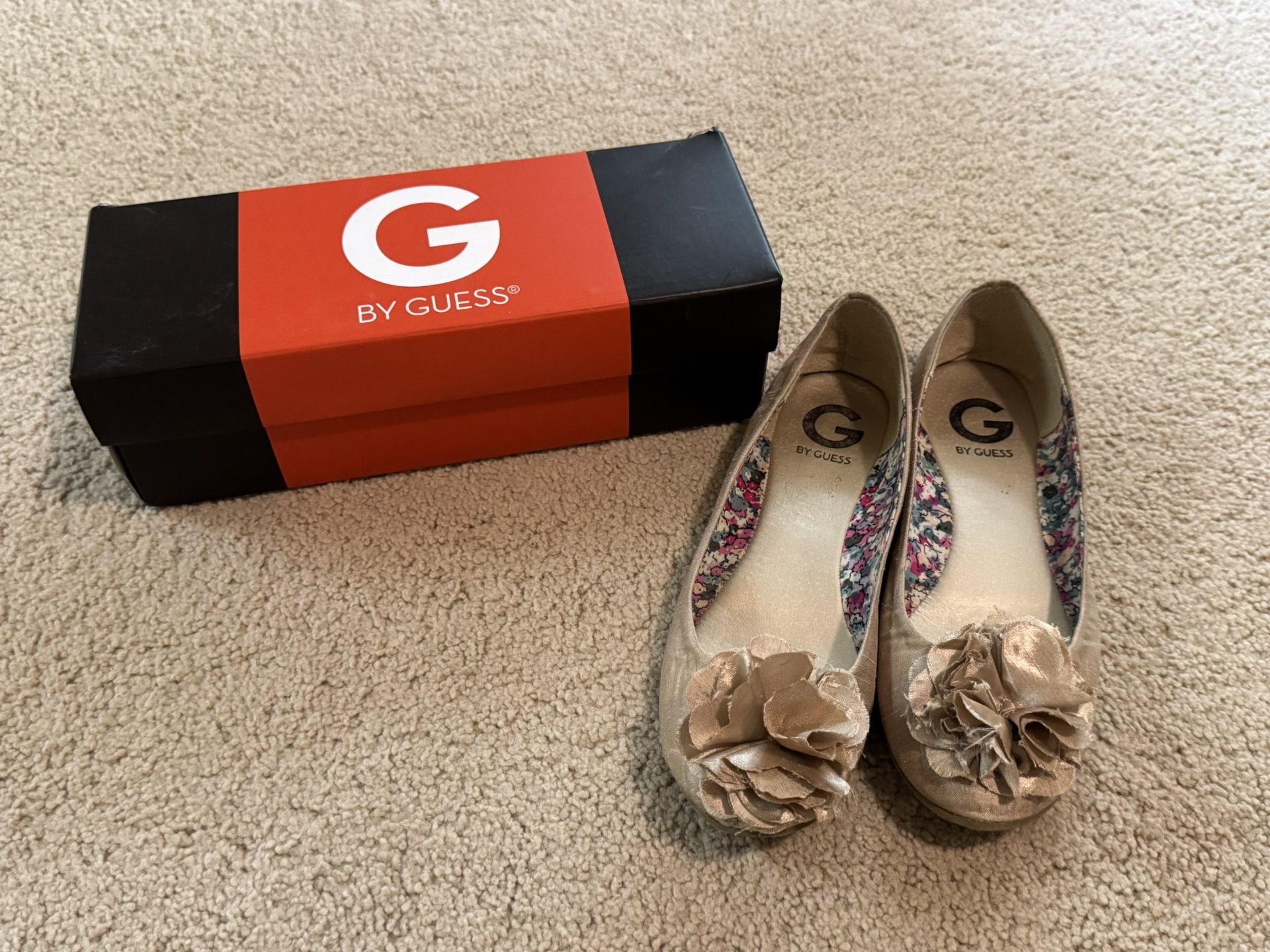 Guess Ballet Flat Shoes Size 7.5