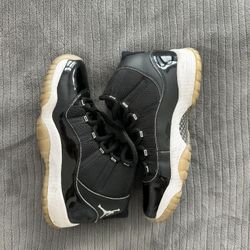 Air Jordan 11 retro  JUBILEE