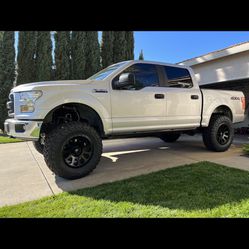 2016 Ford F-150.  Read Description.  This Truck Is Loaded With Aftermarket Upgrades 