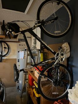 Bicycle- Diamondback
