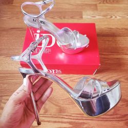 Idorè Strappy High Heels