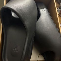 Yeezy Slides,Size 11,black Onyx With Box