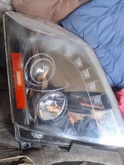 Right Side Headlight For 08-2014 Cadillac CTS