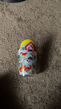 collector cup hello kitty/snoopy