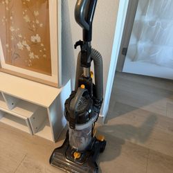 Eureka PowerSpeed Upright Vacuum Cleaner