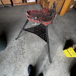 Rigid 450 Tristand 1/8” to 5” portable pipe threading stand