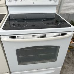 GE Stove 