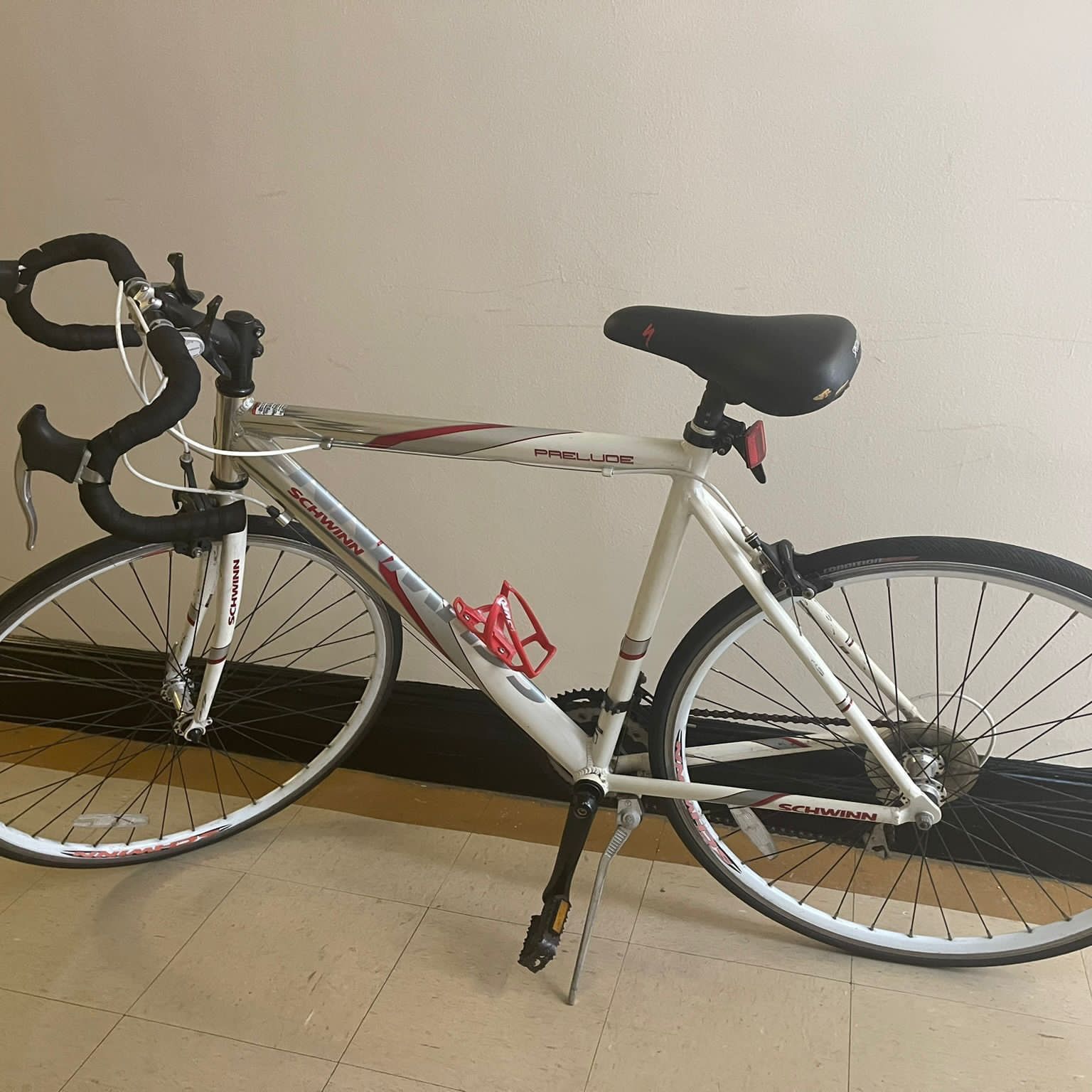 Schwinn Prelude PROFESSIONAL Road Bike only call people who are