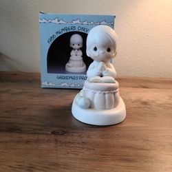 Precious Moments Figurine 