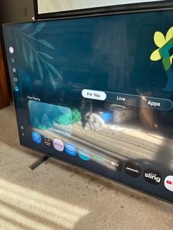 Smart tv 65” only 6 months old (can be delivered)