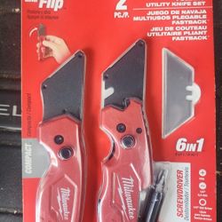 Milwaukee FASTBACK 2-in-1 Folding Utility Knives