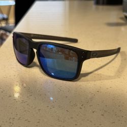 Oakleys Holbrook Glasses 