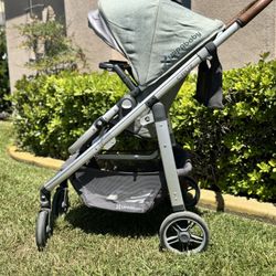 Uppababy Cruz stroller 