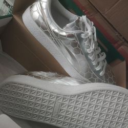 Puma Size 8 Men/ 10 Women