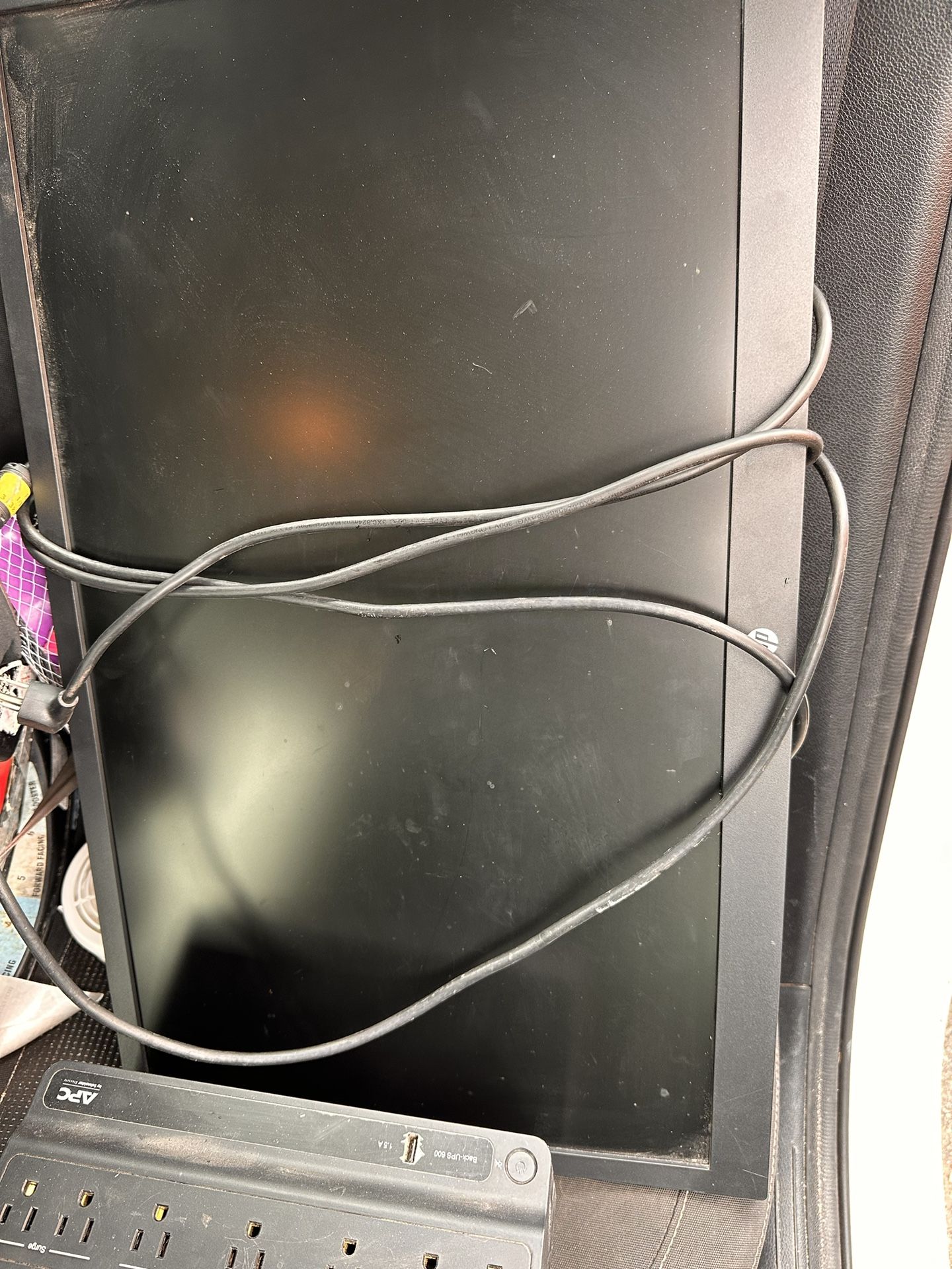 HP V273 Monitor And Battery Pack