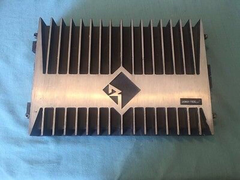 Rockford Fosgate power 1100a2 amp