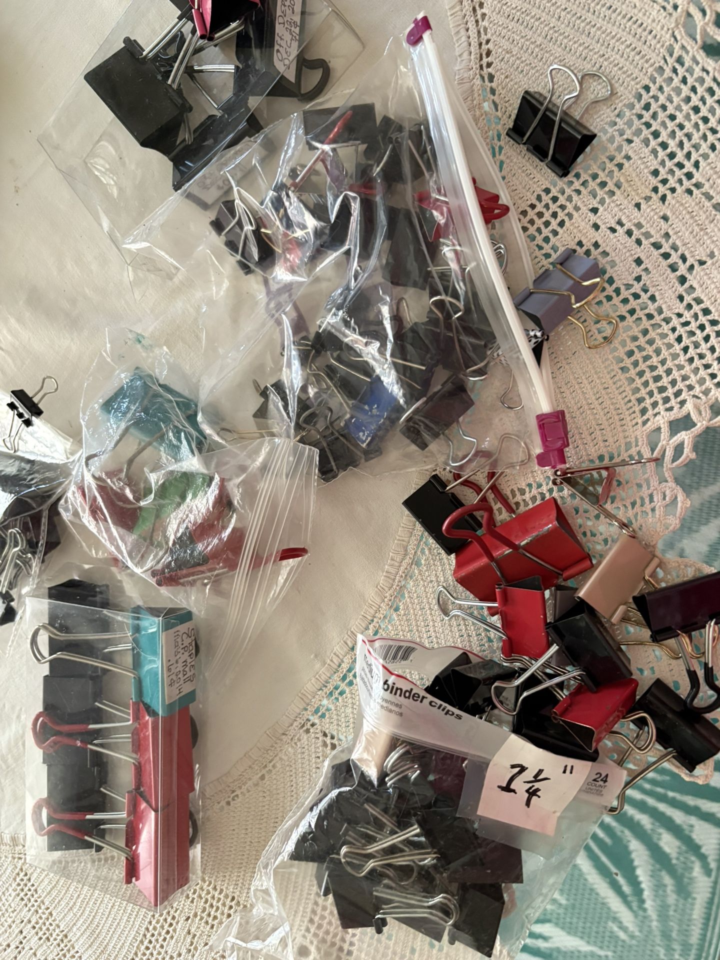 Assorted New Binder Clips
