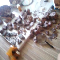  Hello I Have A Lot Of Crystal Rocks For Sale All Different Sizes All Different Colors Most Of Them Haven't Been Broken Open I Broke In Some Of Them O