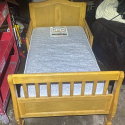 Baby/Toddler Bed 