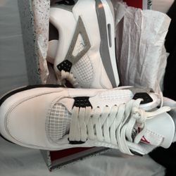 Jordan 4s