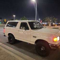 1992 Ford Bronco