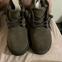 Ugg Neumel