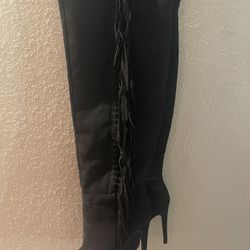 Black Suede Boots With Side Fringe