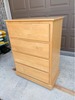 Beautiful Dresser with 4 Clean Drawers