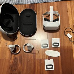 256GB Oculus Quest 2 (Meta VR Headset) + Carrying Case