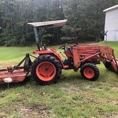 2003 4×4  Kioti tractor W/loader 