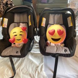 2x Baby Car Seat 