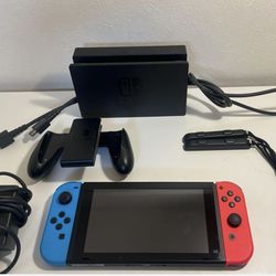 Nintendo Switch V1 Console Bundle-Complete-Great Condition