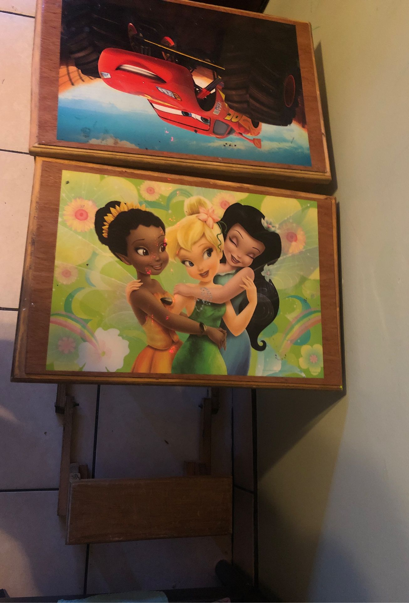 Kids desk only tinker bell cars is sold