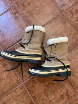Sorrel Boots Size 8