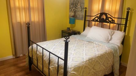 Full black metal Bed