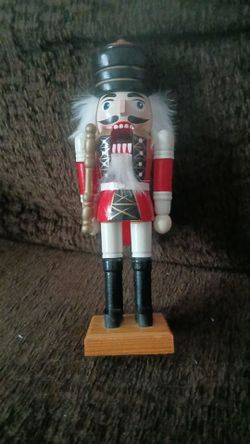 Wooden Soldier Nutcracker Figurine