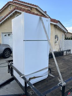 Fridge for Sale in Rialto, CA - OfferUp