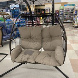 Loveseat 