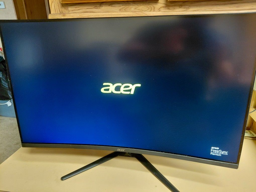 Acer Nitro EDO Series 32 Inch Curved Gaming Monitor (165Hz, 1080p, 1ms Response)