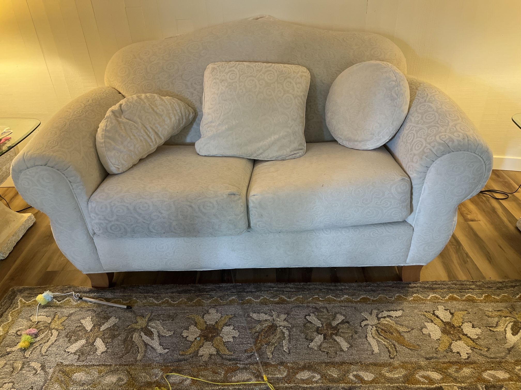 White on White Plush Sofa And Loveseat